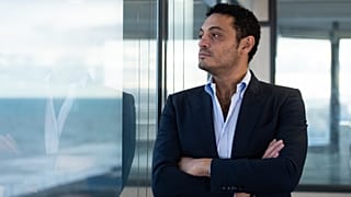 المعارض محمد علي يدعو المصريين للخروج في مظاهرات ضد السيسي في ذكرى الثورة 