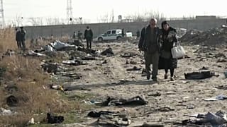 En Iran, le deuil et le doute