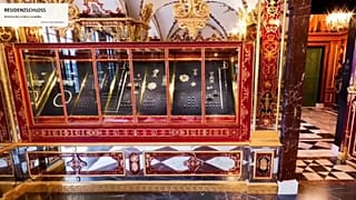 Dresdner Juwelen werden Ermittler zum Kauf angeboten