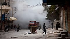 İdlib'de tank atışına maruz kalan bir sokak (arşiv) 