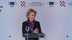 UE abre a porta à Macedónia do Norte e Albânia