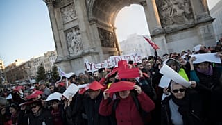 جانب من مظاهرات المضربين في مرسيليا، جنوب فرنسا. 11 يناير 2020