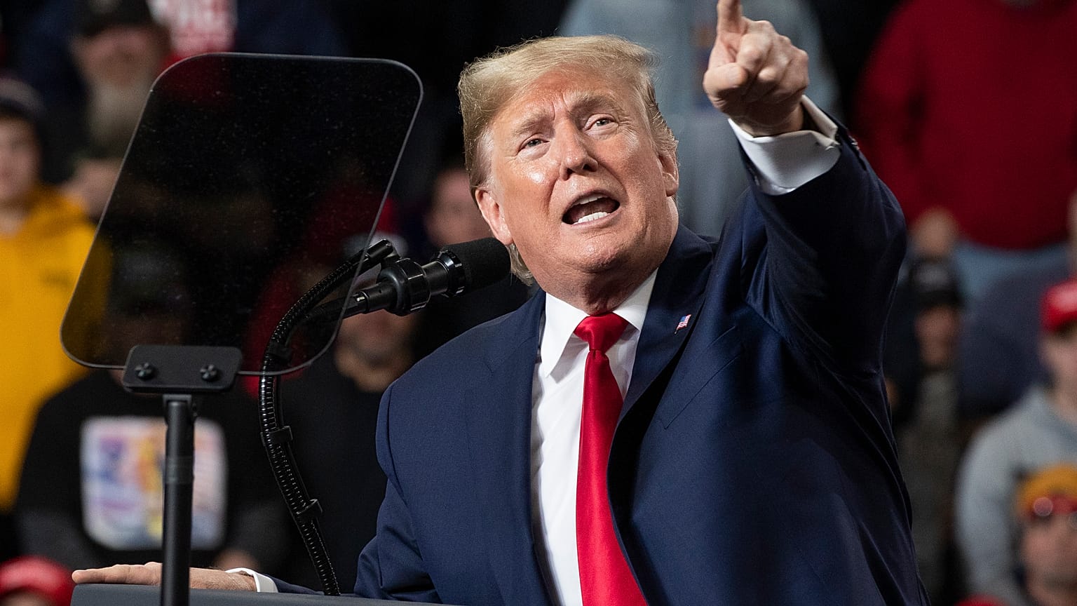 ABD Başkanı Donald Trump, 2020 başkanlık seçimi kampanyası çerçevesinde  turlarına başladı