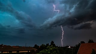 11 قتيلا على الأقل جراء عواصف في جنوب الولايات المتحدة