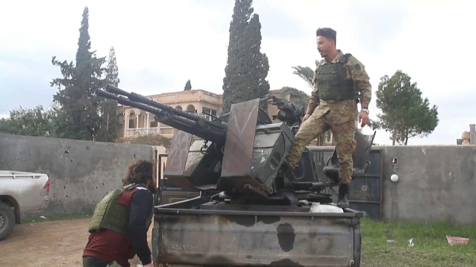 Libya'da ateşkesin ilk saatlerinde karşılıklı ihlal suçlamaları