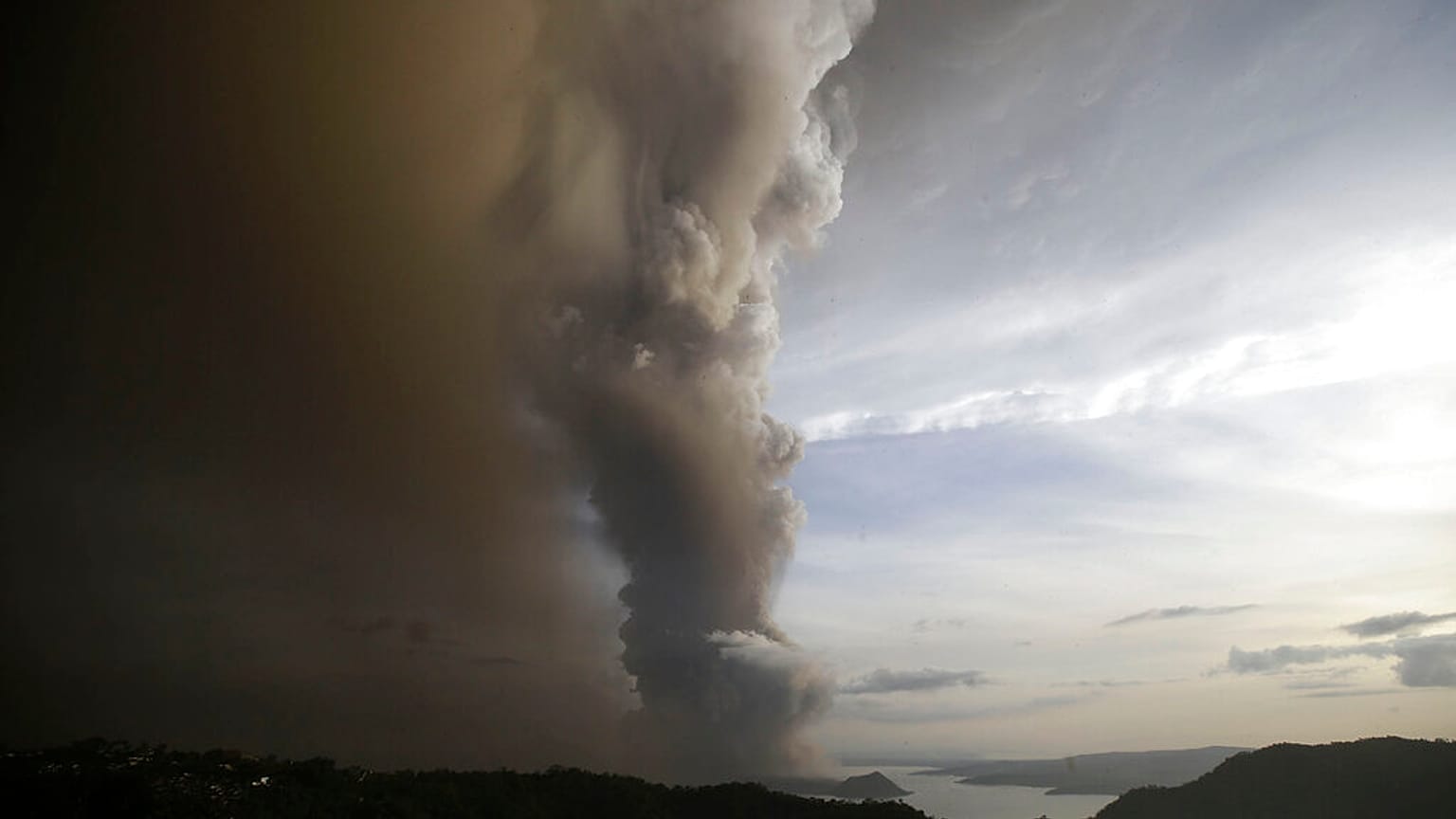 Taal volcano spews ash 