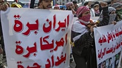 بحران عراق: واکنش پمپئو به حمله راکتی به پایگاه بلد؛ معترضان دفتر سپاه بدر را در کربلا به آتش کشیدند