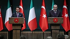 Cumhurbaşkanı Recep Tayyip Erdoğan, İtalya Başbakanı Giuseppe Conte'yi kabul etti. Erdoğan ve Conte, ortak basın toplantısı düzenledi