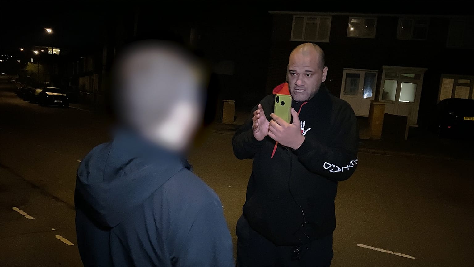 Qui sont ces citoyens qui font le travail de la police ?
