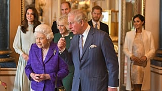 Hozzájárult II. Erzsébet, hogy Meghan és Harry függetlenedjenek a királyi családtól 