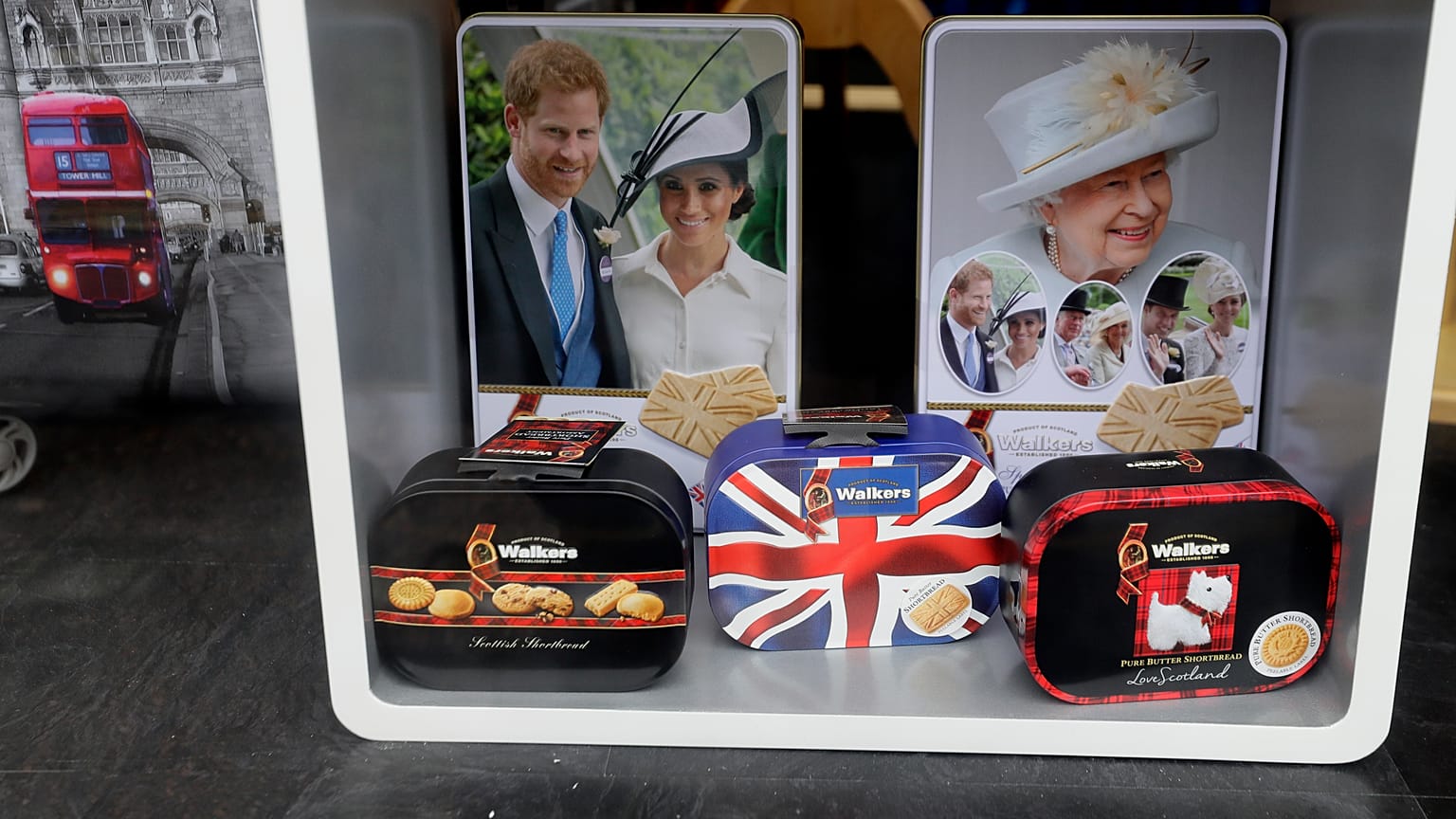 Mudança de Harry e Meghan para o Canadá gera novo debate