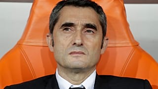 El técnico del Barcelona Valverde, despedido tras la eliminación en la Supercopa de España