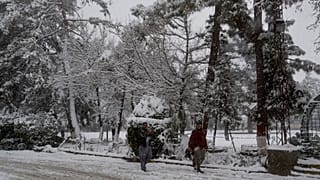 Kar, Pakistan'ın Belücistan eyaletinin başkenti Kuetta kentini etkisi altına aldı
