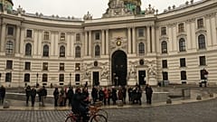 Dienstrad statt Dienstauto: Die Botschafter in Österreich machen's vor