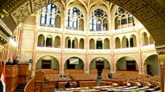 Az EU szerint jogsértő a civiltörvény