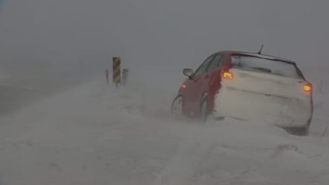 Schneechaos in Island