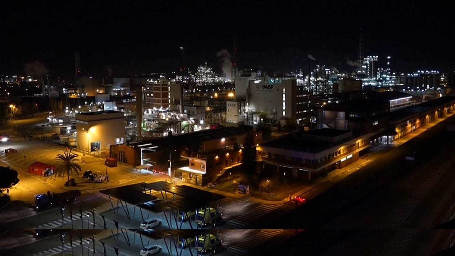 Aumenta número de mortos em explosão num complexo petroquímico na Catalunha 