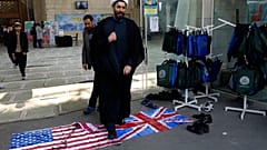 Οι συνέπειες των νέων αμερικανικών κυρώσεων στο Ιράν