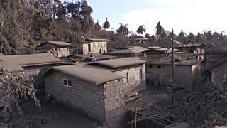 خاکستر آتشفشانی پیرامون پایتخت فیلیپین 