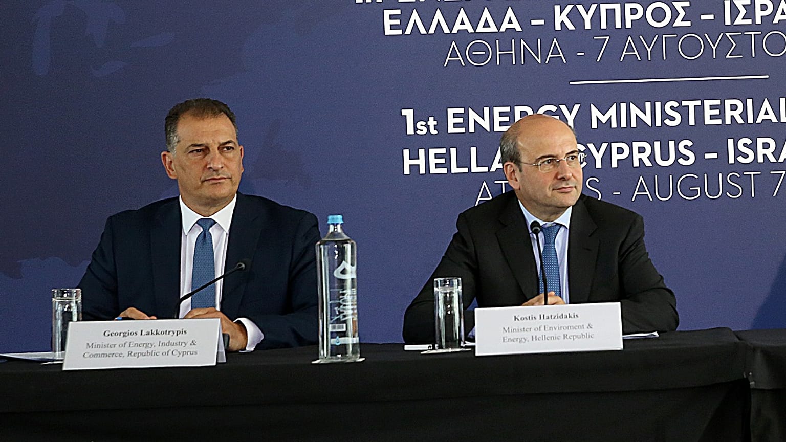 Ο Κωστής Χατζηδάκης  και ο Γιώργος Λακκοτρύπης