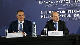 Ο Κωστής Χατζηδάκης  και ο Γιώργος Λακκοτρύπης