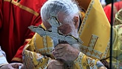 Γεωργία: Μαζικές βαφτίσεις στην Τιφλίδα