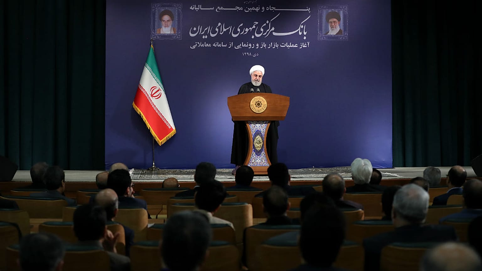 روحانی: غنی‌سازی ما از قبلِ برجام بیشتر شد؛ ممانعتم از جنگ روزانه شده است