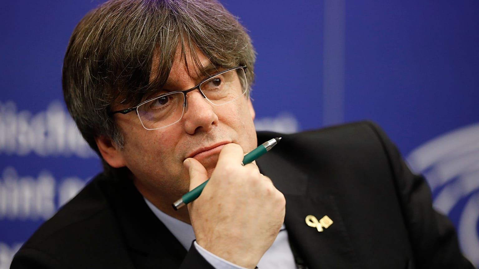Carles Puigdemont: European Parliament looks at lifting his MEP immunity after Spain request