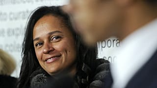 A filha de José Eduardo dos Santos e de Tatiana Kukanova e nasceu em Baku, atual Azerbaijão