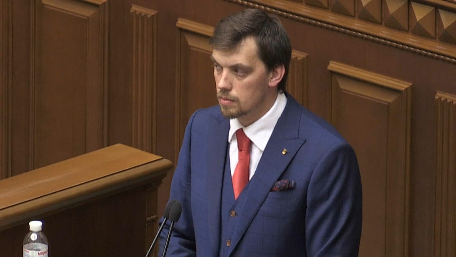 Ukraine : Zelensky refuse la démission de son Premier ministre