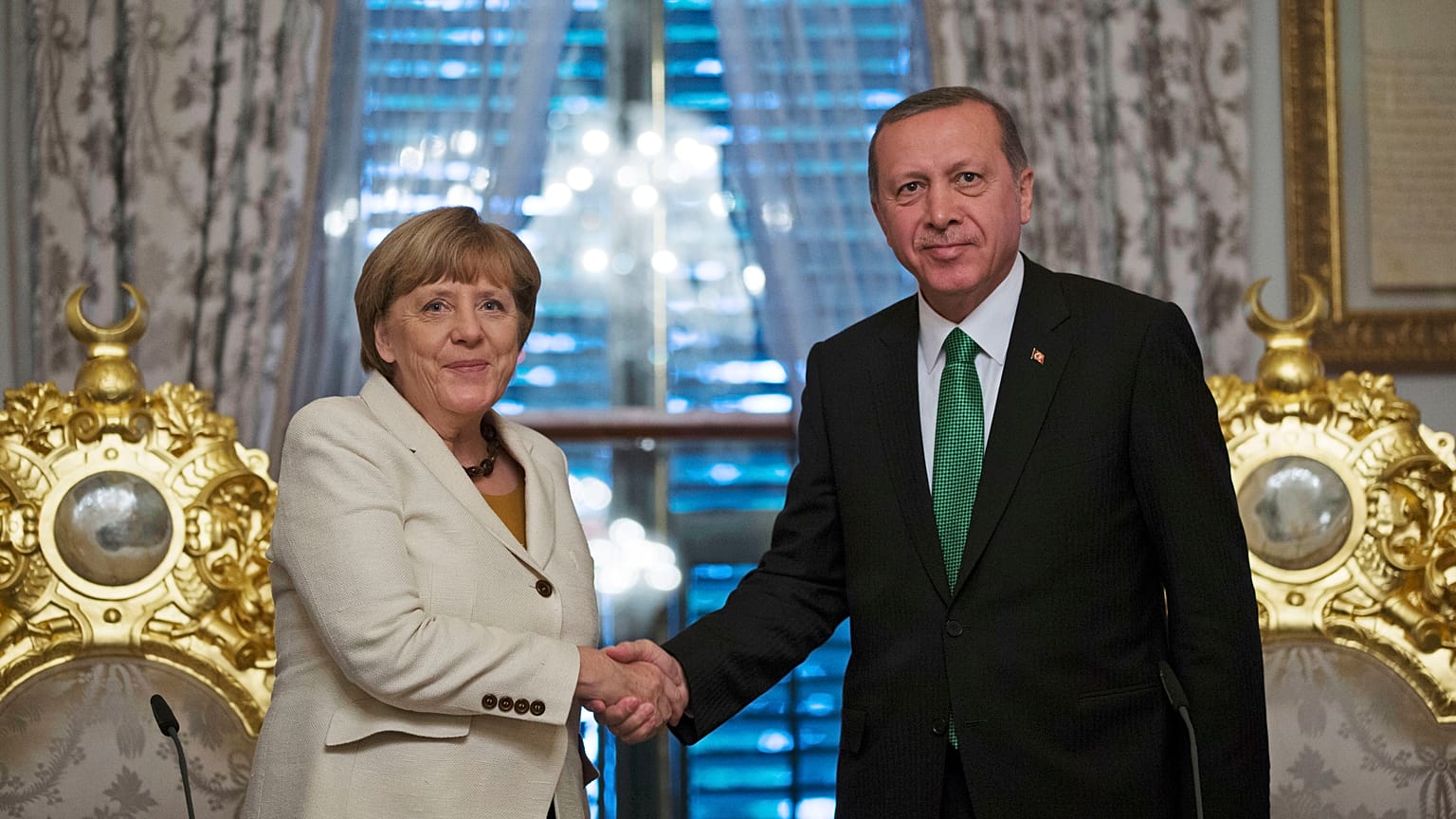 صورة نت الارشيف -  إردوغان مع أنجيلا ميركل