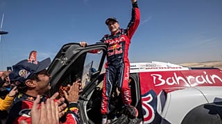 Carlos Sainz gana su tercer Dakar con 57 años
