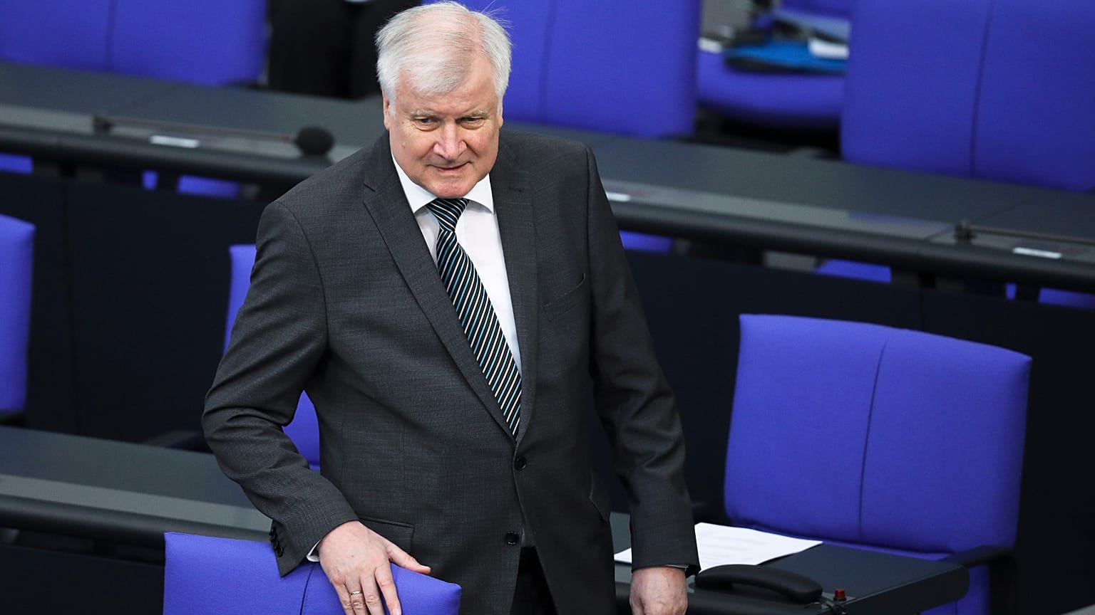 Almanya İçişleri Bakanı Horst Seehofer