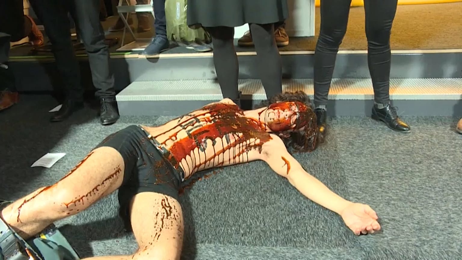 Extinction Rebellion paraliza el salón del automóvil de Bruselas