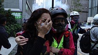 Polícia reprime manifestação em Hong Kong