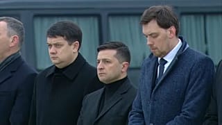 Avion abattu à Téhéran : les cercueils des victimes ukrainiennes rapatriés