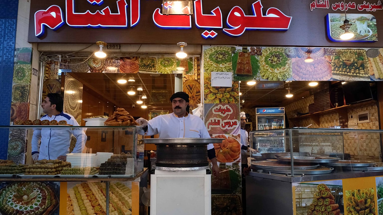 شاهد: لاجئون سوريون غيّروا الأذواق والعادات في كردستان العراق