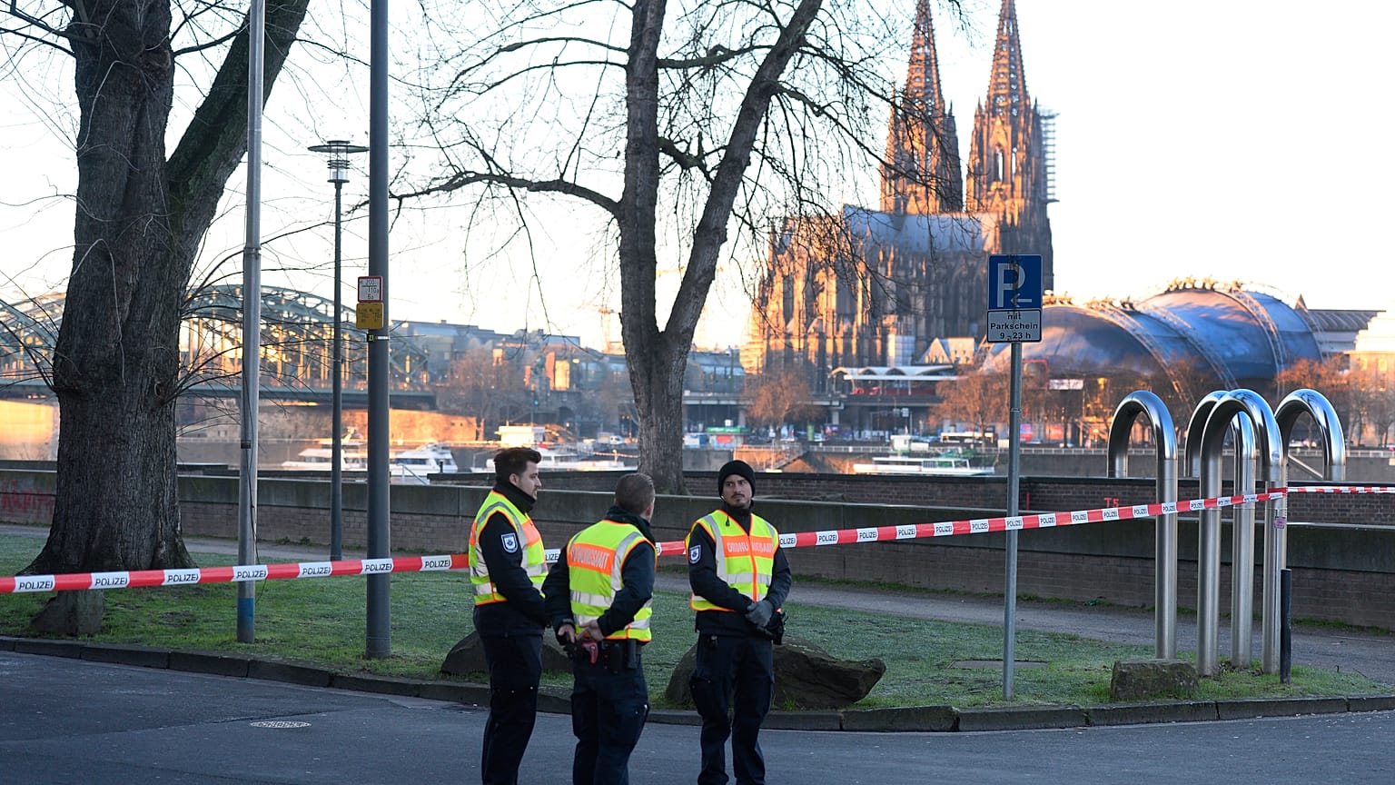 Köln: Weltkriegsbombe entschärft - Sperrungen aufgehoben
