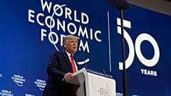 کنایه ترامپ به گرتا تونبرگ در نشست داووس: باید از منادیان ابدی بدبختی دوری جوییم 