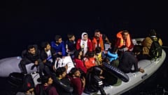 Illegális határátlépők szeptember 26-án, miután a görög parti őrség feltartóztatta őket