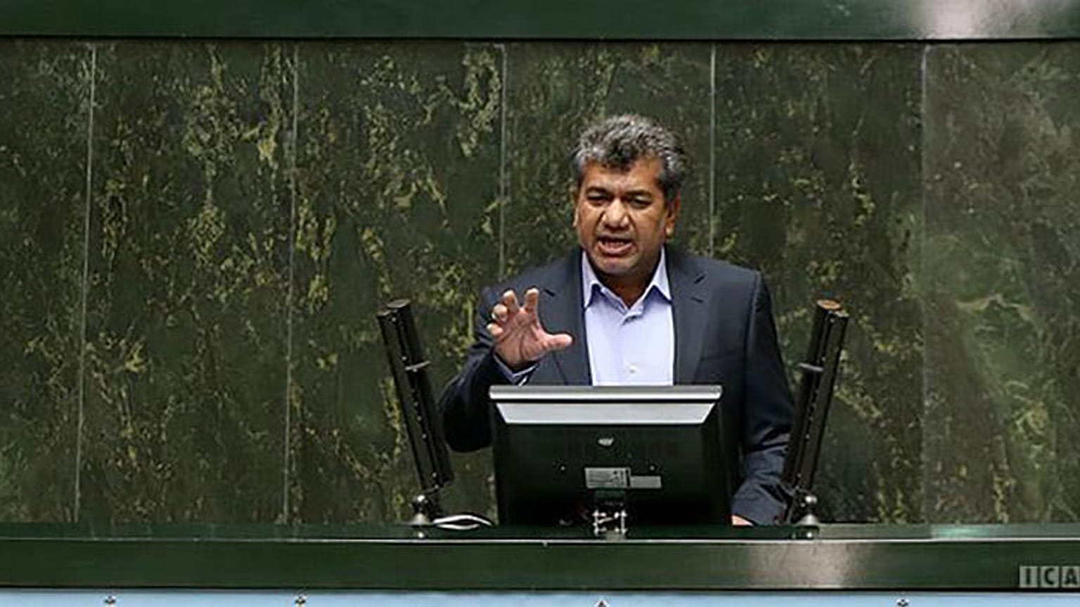 Un diputado iraní ofrece 3 millones de dólares de recompensa a quien "mate a Donald Trump" 