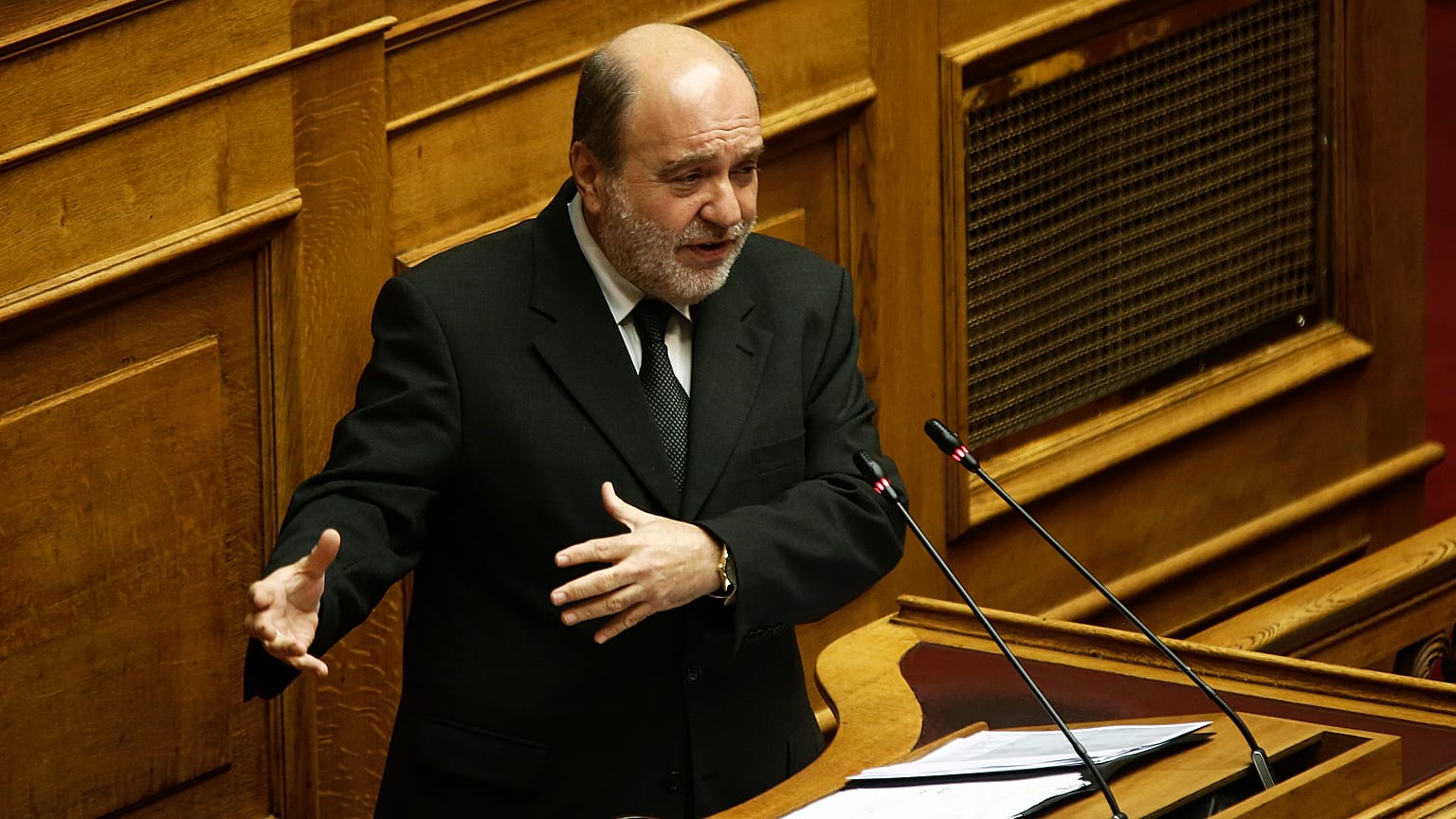 Κατέρρευσε στη Βουλή ο Τρύφων Αλεξιάδης