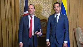 Londra al fianco di Juan Guaidó