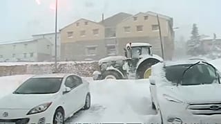 Mau tempo faz mortos, feridos e desalojados