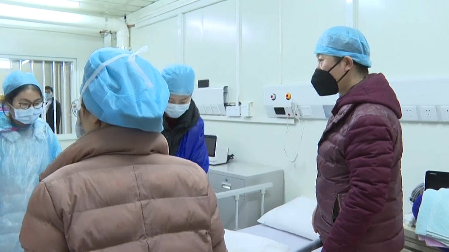 Coronavirus latest: WHO warns against 'missing the window' to prevent spread of disease