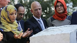 İş adamı Jeff Bezos, öldürülen gazeteci Kaşıkçı için İstanbul'da düzenlenen anma törenine katıldı