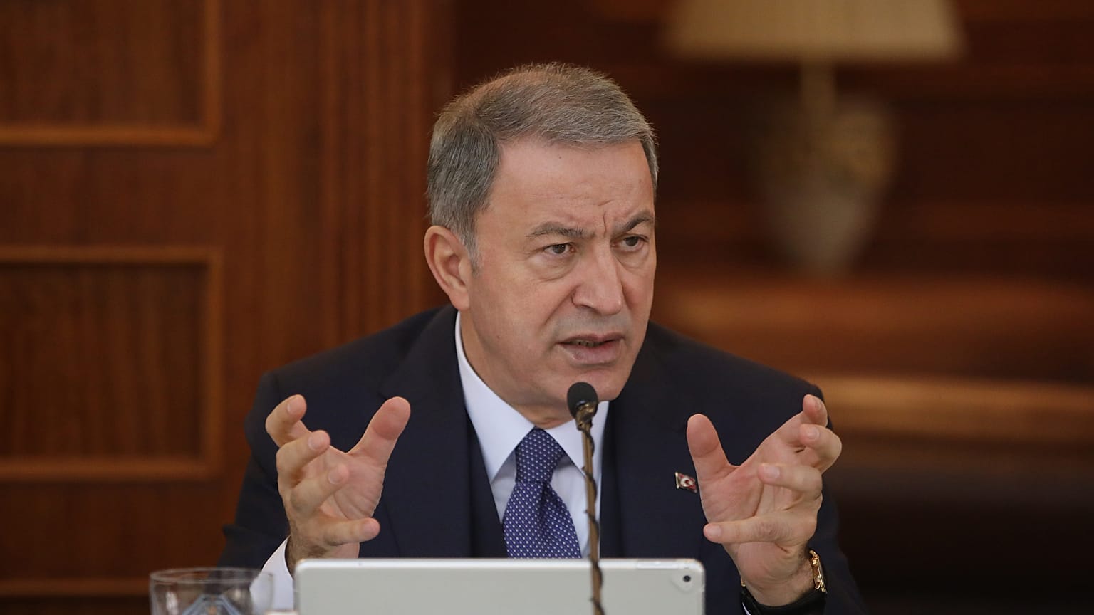 Milli Savunma Bakanı Hulusi Akar