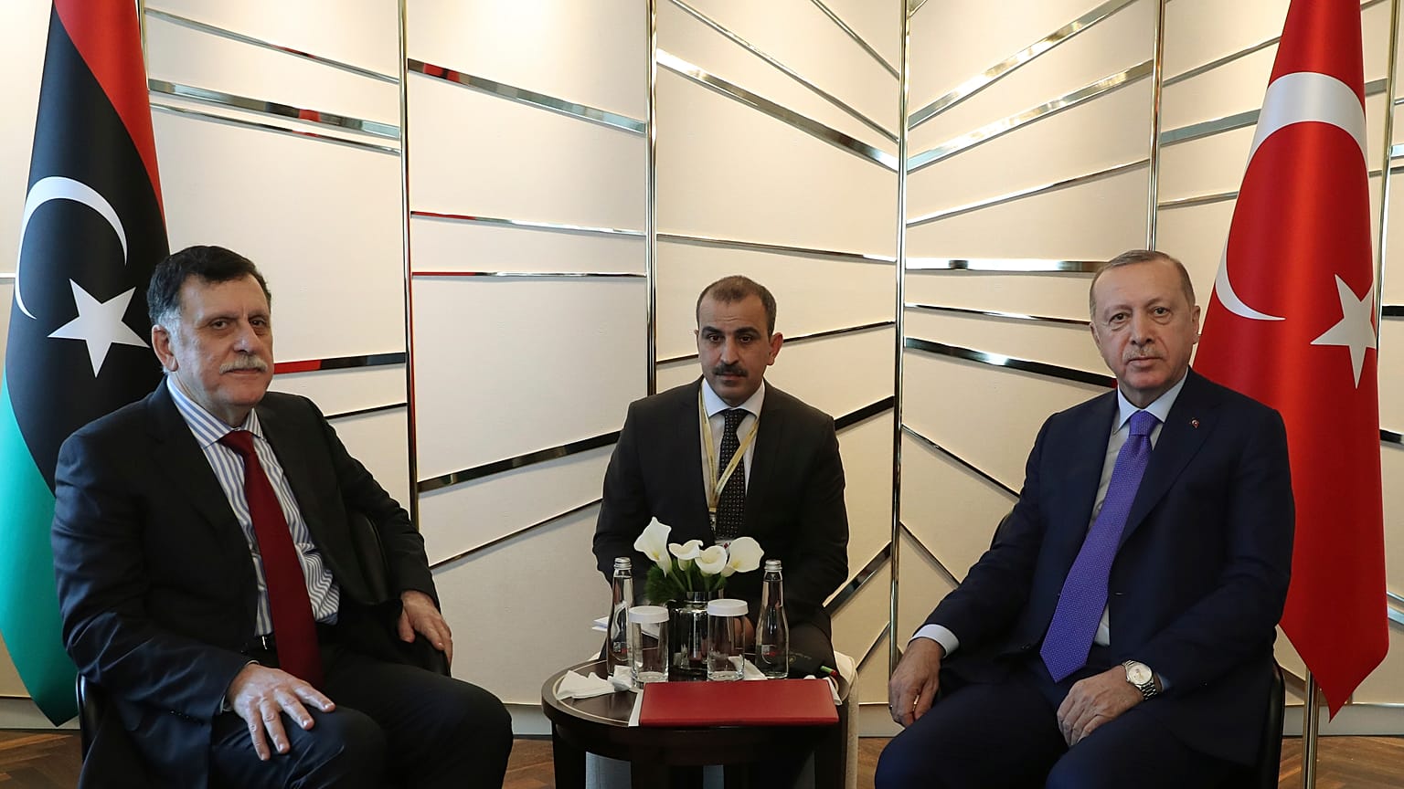Η Άγκυρα δεν θα στείλει άλλους στρατιωτικούς συμβούλους στη Λιβύη εφόσον τηρηθεί η εκεχειρία