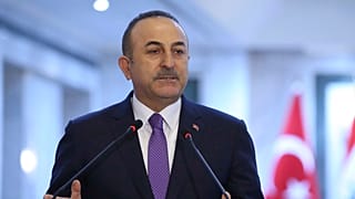 Τσαβούσογλου: «Δύο μέτρα και δύο σταθμά και υποκρισία από την ΕΕ στη διένεξη Άγκυρας – Λευκωσίας»