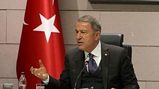 Ακάρ: «Η Ελλάδα παραβιάζει το διεθνές δίκαιο» - Ελληνικό ΥΠΕΞ: Μιλάτε εσείς για διεθνές δίκαιο;